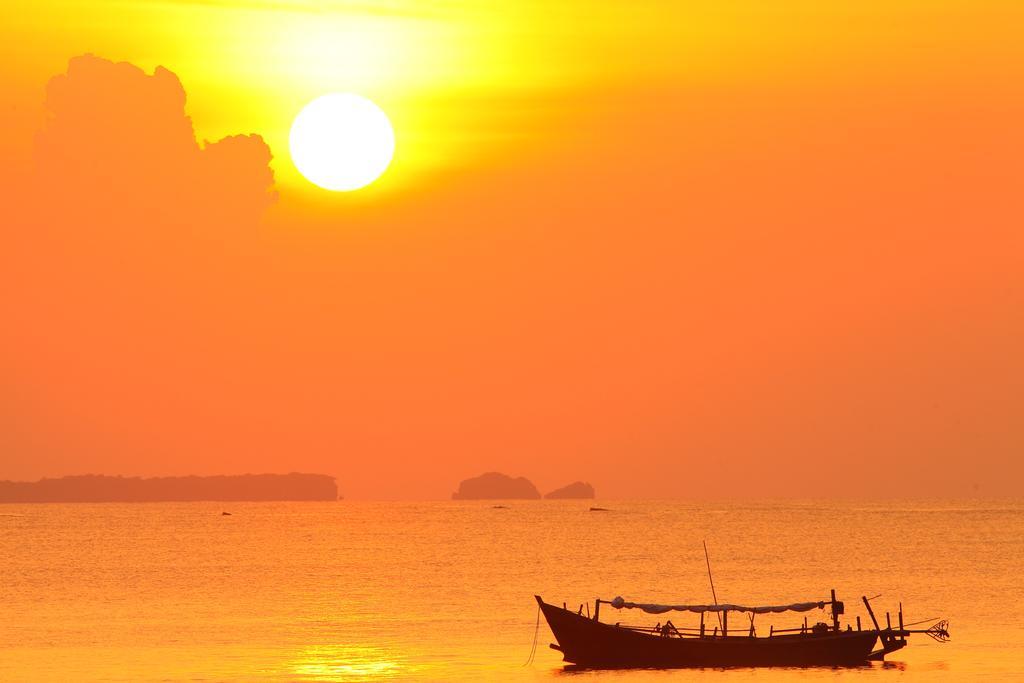 Hotel Lux Ngwesaung Eksteriør billede